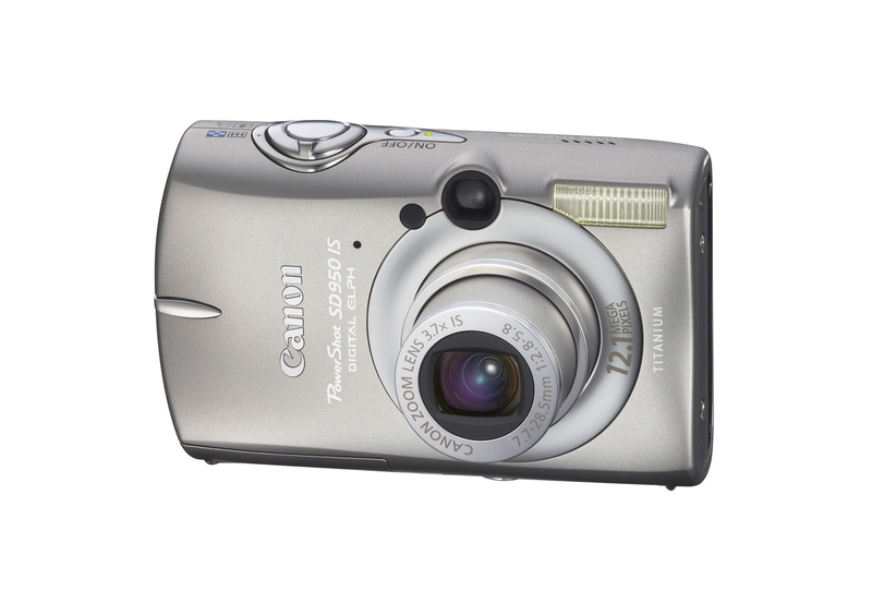Illustration for article titled Two New ELPH Cameras from Canon, SD950 and SD870